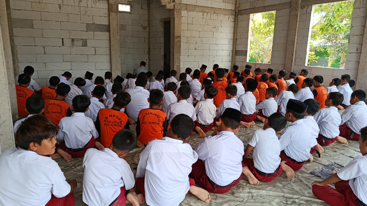 PEMBIASAN BERJAMA'AH
