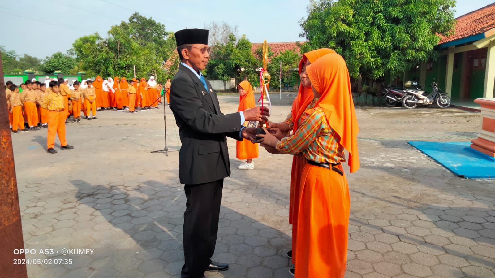 Juara 1 Lomba Seni Tari FLS3N Kecamatan Guntur